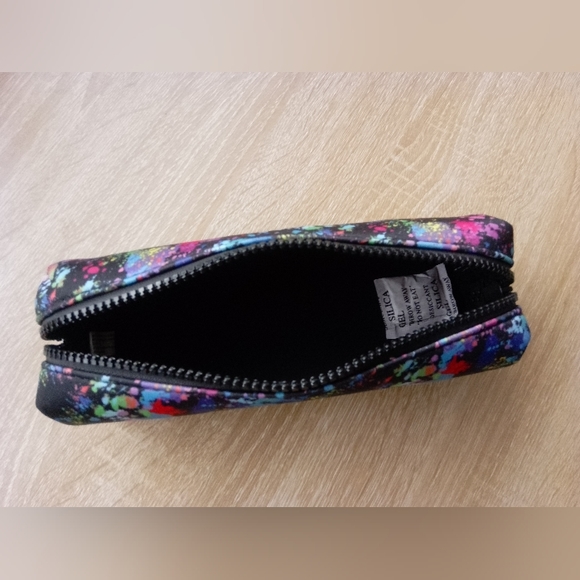 Extrimely Nice Little make up bag - Picture 3 of 6